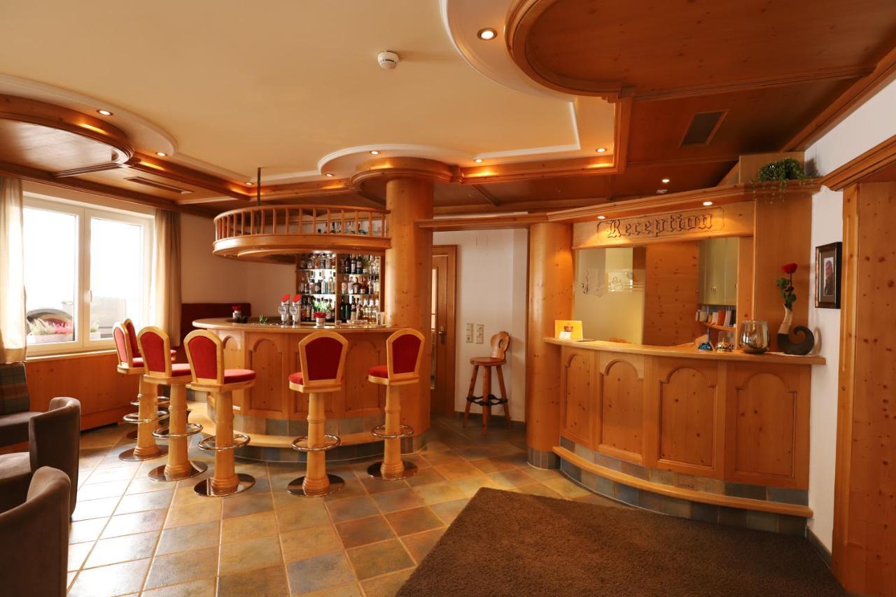Charly Hotel 3*
